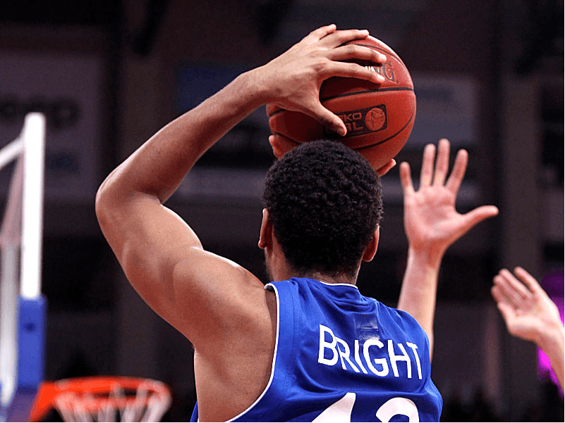 Kevin Bright in action during a BBL game